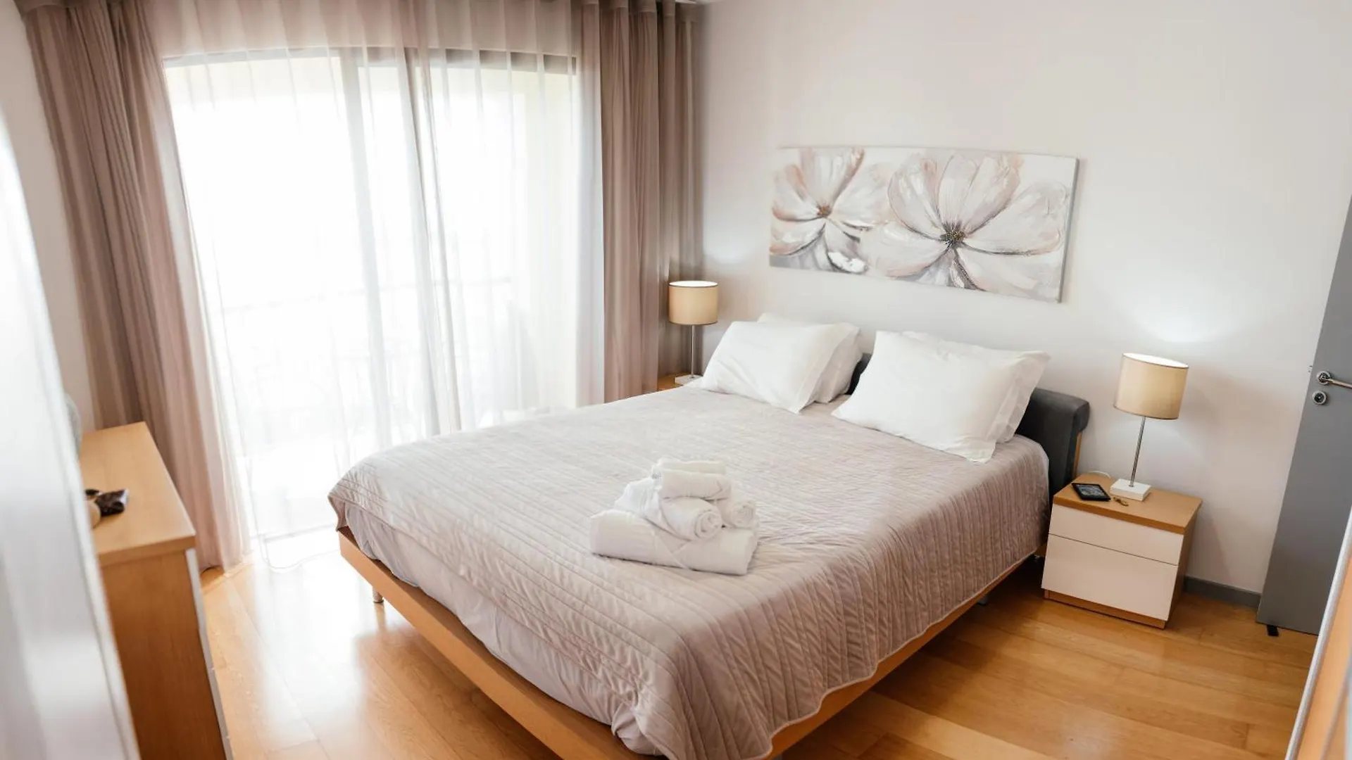 Sun Island Apartments 푼샬 포르투갈